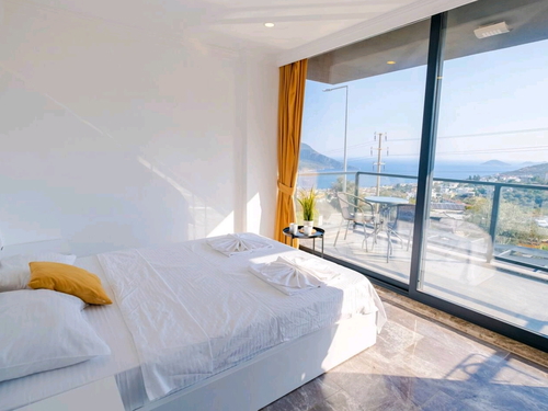  gece  -  Kasım
  | Kalkan Kızıltaş'ta Deniz Manzaralı, Jakuzili Lüks 10 Kişilik Villa